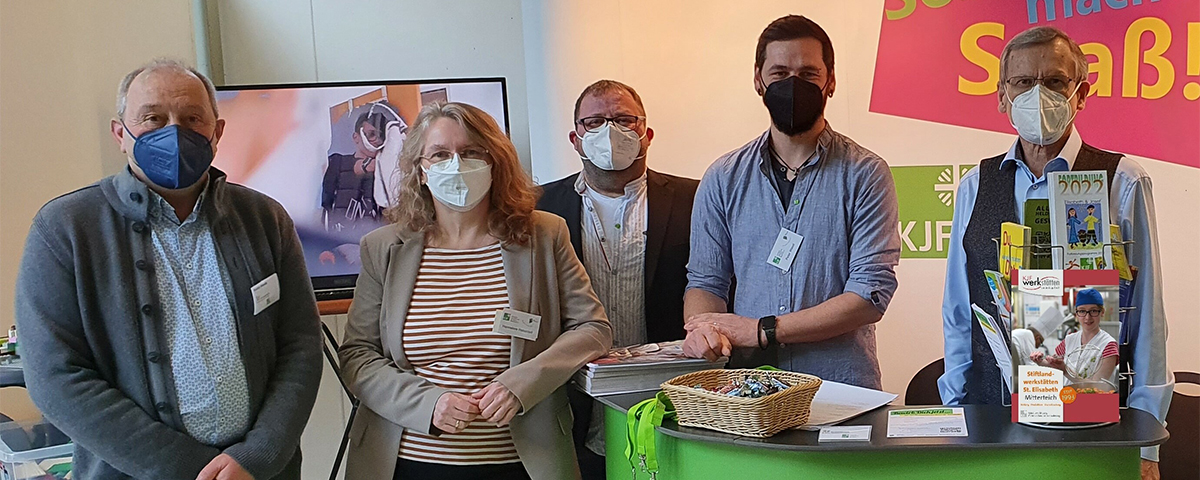 Gruppenbild auf der Messe