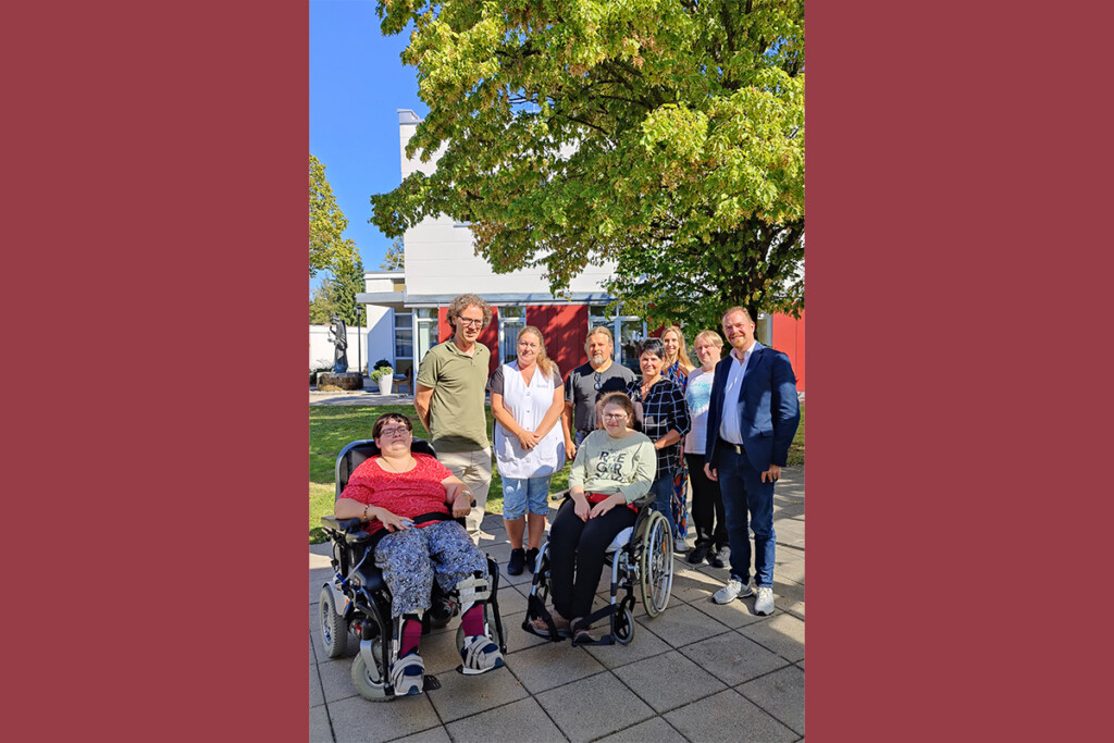 Gruppenfoto Werkstätten-Team mit Bürgermeister