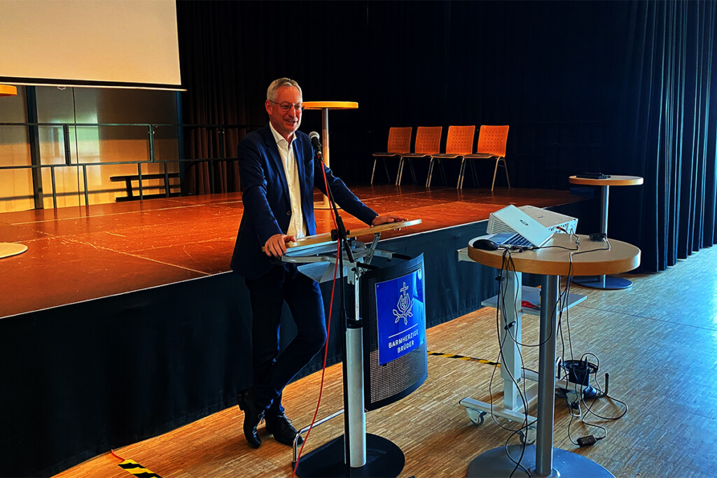 Oberbürgermeister Markus Pannermayr beim Grußwort.