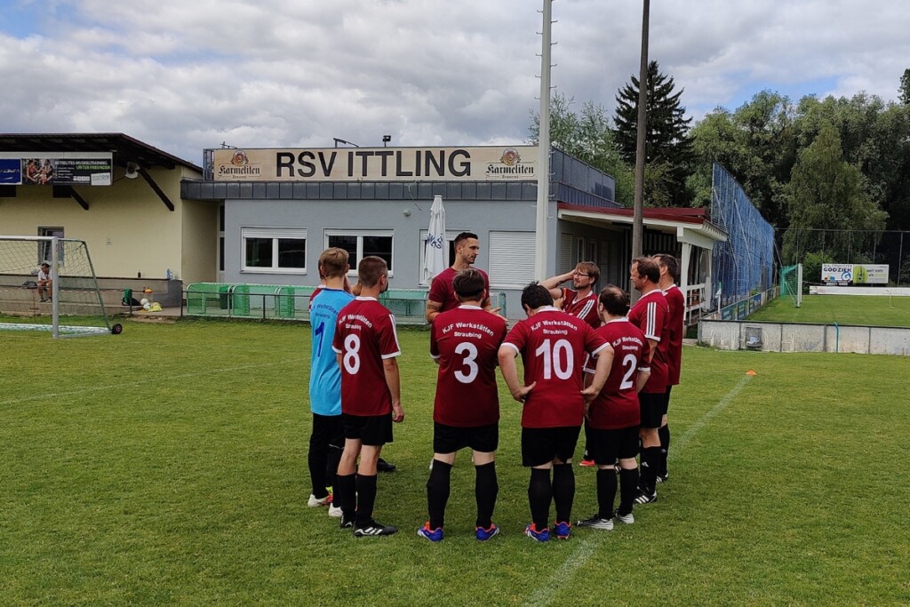 Teambesprechung Straubing mit Trainer